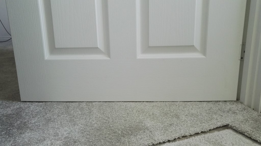 Internal Door Trimming. – Ashtons Handyman Property Services